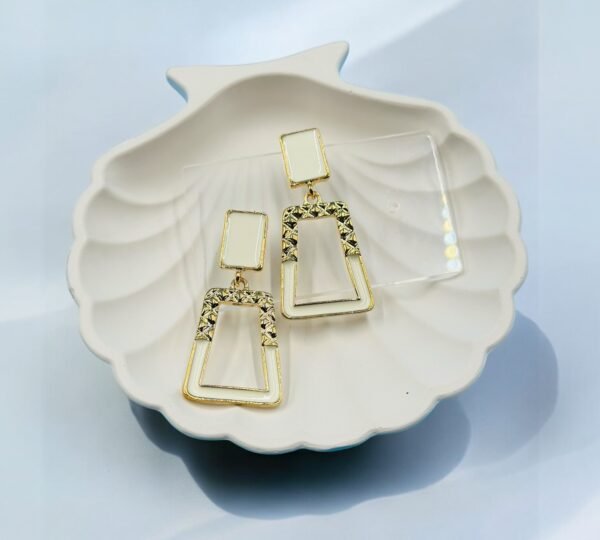 Minimalist rectangle dangler earrings crafted for daily wear- Must have collection