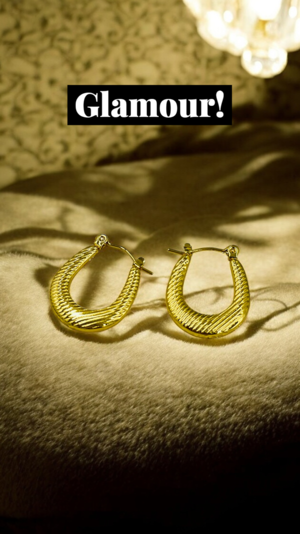 Textured Oval Gold Hoop Earrings – Stainless Steel