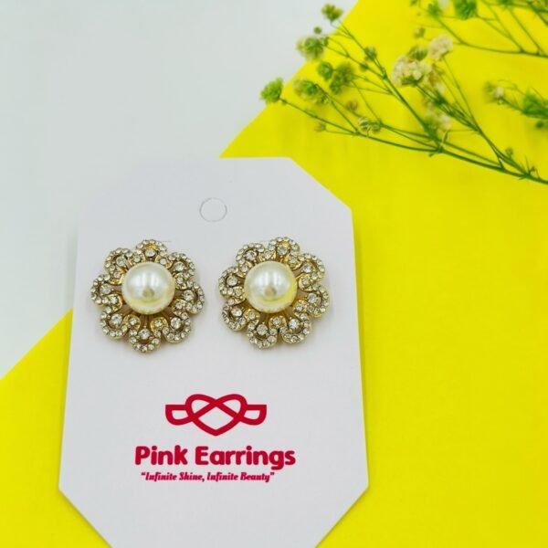 Bloom Radiance Pearl Studs – Floral Crystal Frame with Pearl Center