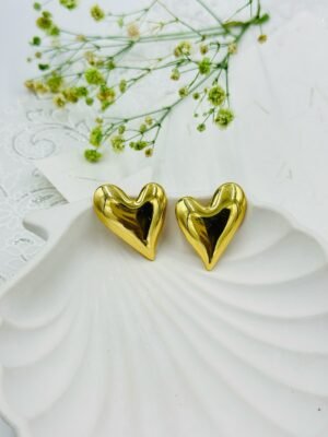 Bold Heart Gold Stud Earrings – Stainless Steel, Anti-Tarnish