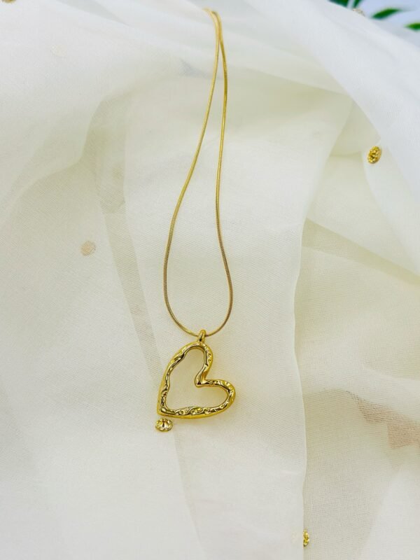 Gold Textured Heart Pendant Necklace – Stainless Steel