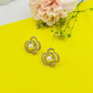 Radiant Bloom Pearl Studs – Crystal-Encrusted Floral Frame with Pearl Center