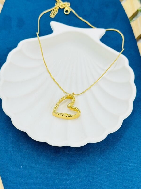 Gold Textured Heart Pendant Necklace – Stainless Steel