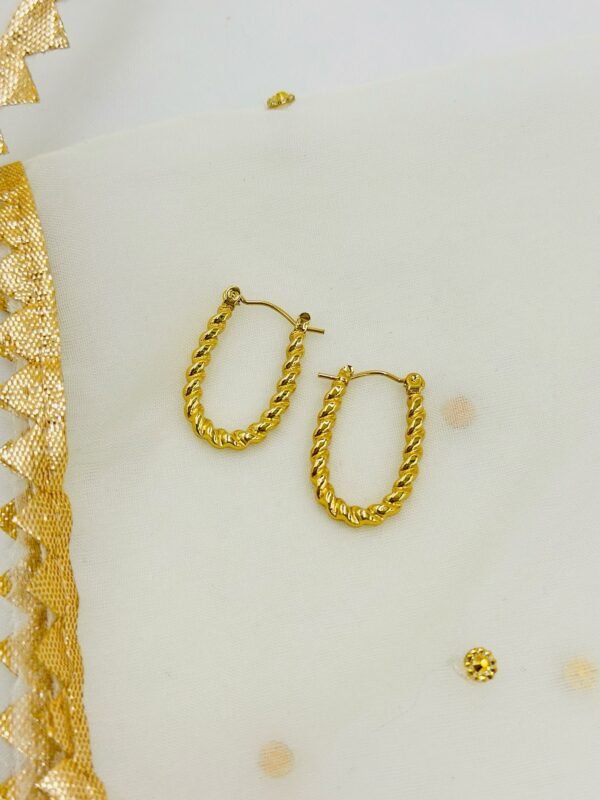 Oval Twisted Rope Golden Hoop Earrings